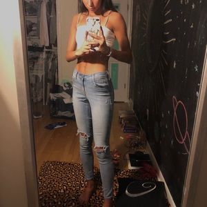 Light  Wash Ripped Jeans